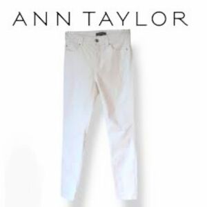 Ann Taylor Women's Cream Skinny Jeans Like New🥰😍